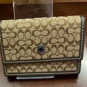 Coach Signature Canvas(NWOT) brown small card and coin case